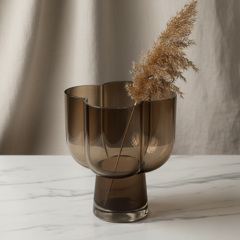 NEW Bruno Vase - Pre order for mid November